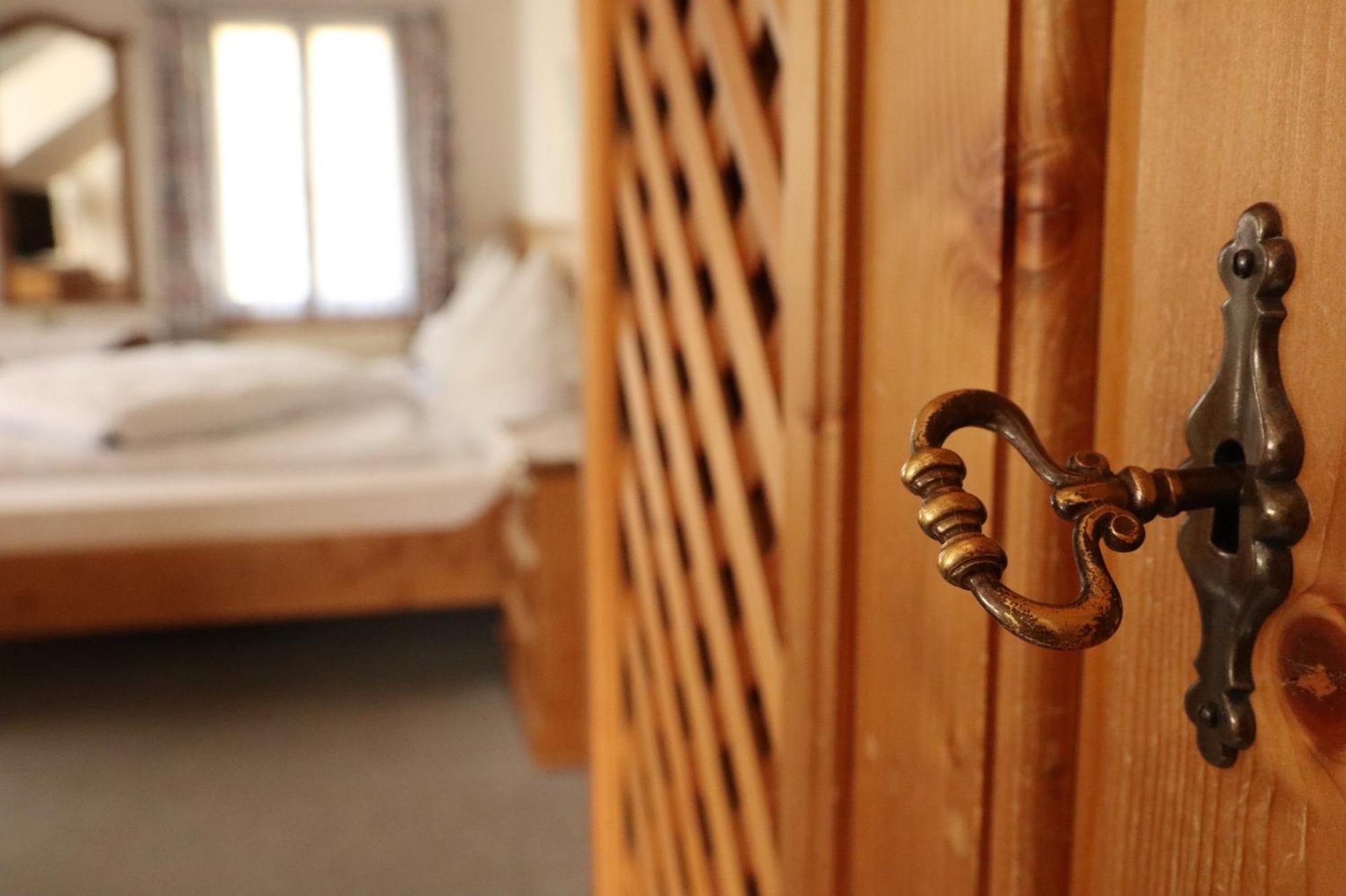 Hotel Restaurant Roessli Alt St. Johann Dış mekan fotoğraf